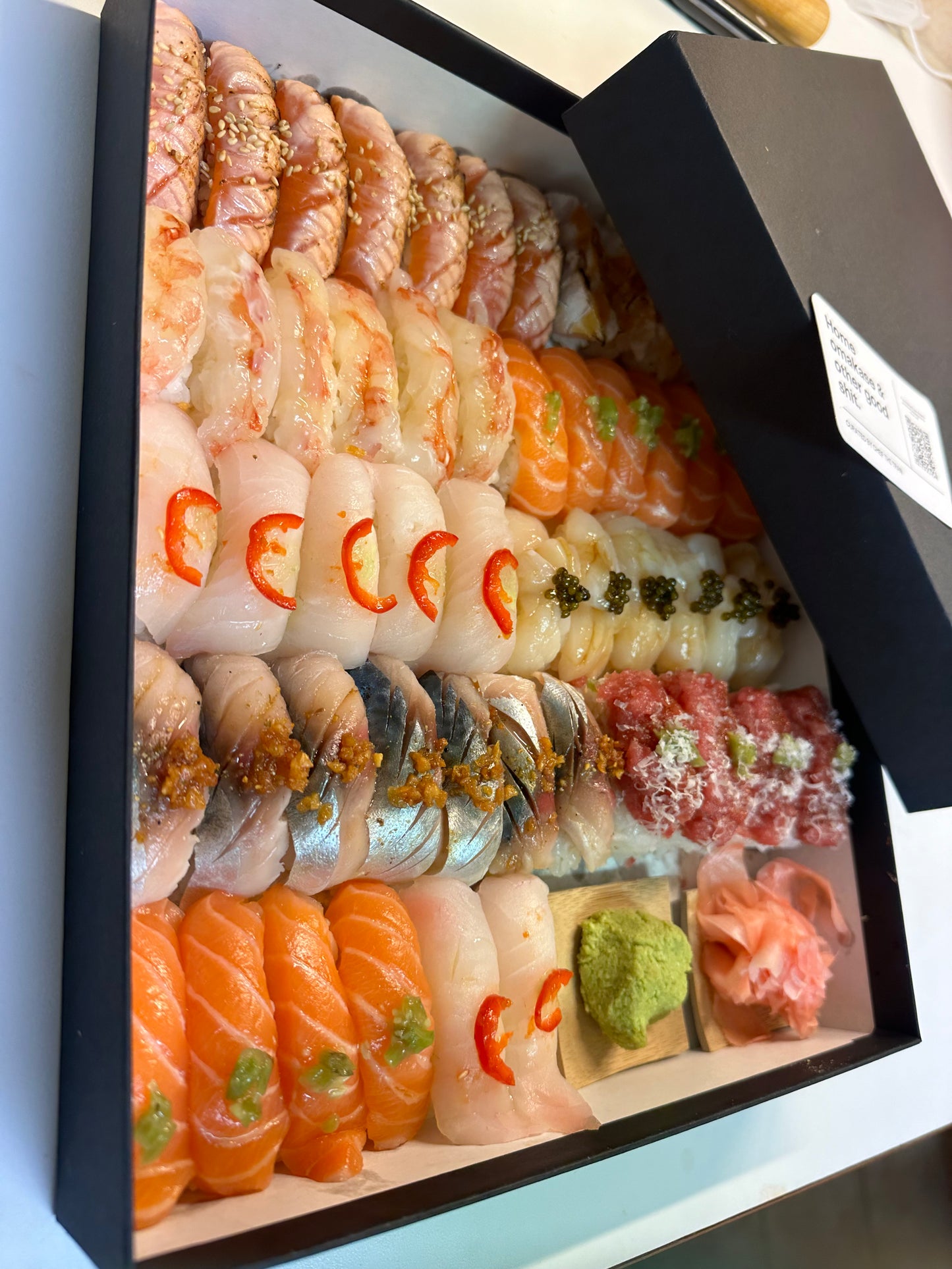 The Signature Omakase Box (Medium) | 42 + Pieces